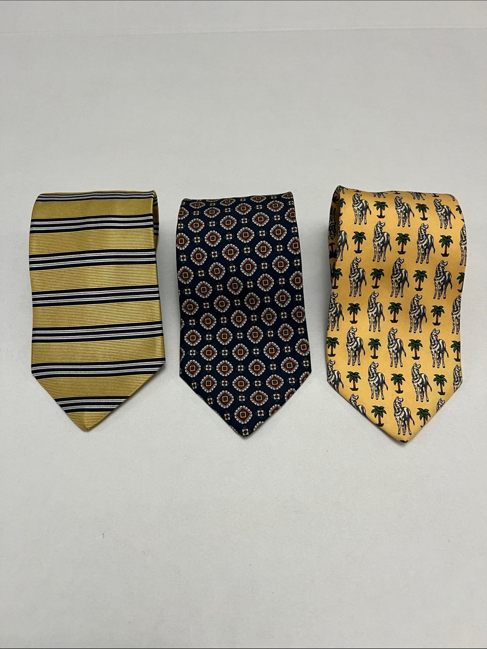 BROOKS BROTHERS MAKERS ALL SILK NECK TIE BUNDLE MADE IN USA